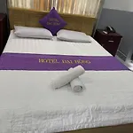 Dai Hong Hotel -142 No Trang Long, Q. Binh Thanh - By Bay Luxury