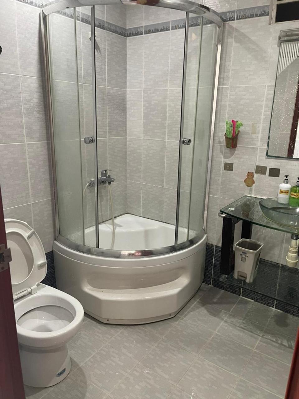 Dai Hong -142 No Trang Long, Q. Binh Thanh - By Bay Luxury *